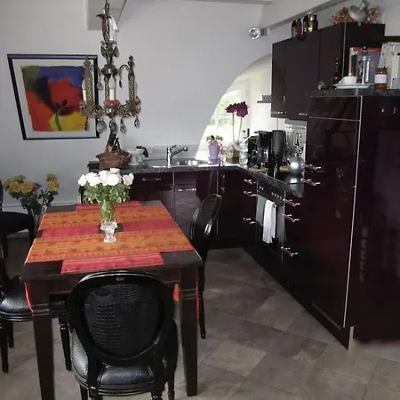 Hébergement de vacances Hues Ueuep Oomram Comfortable Holiday Nebel